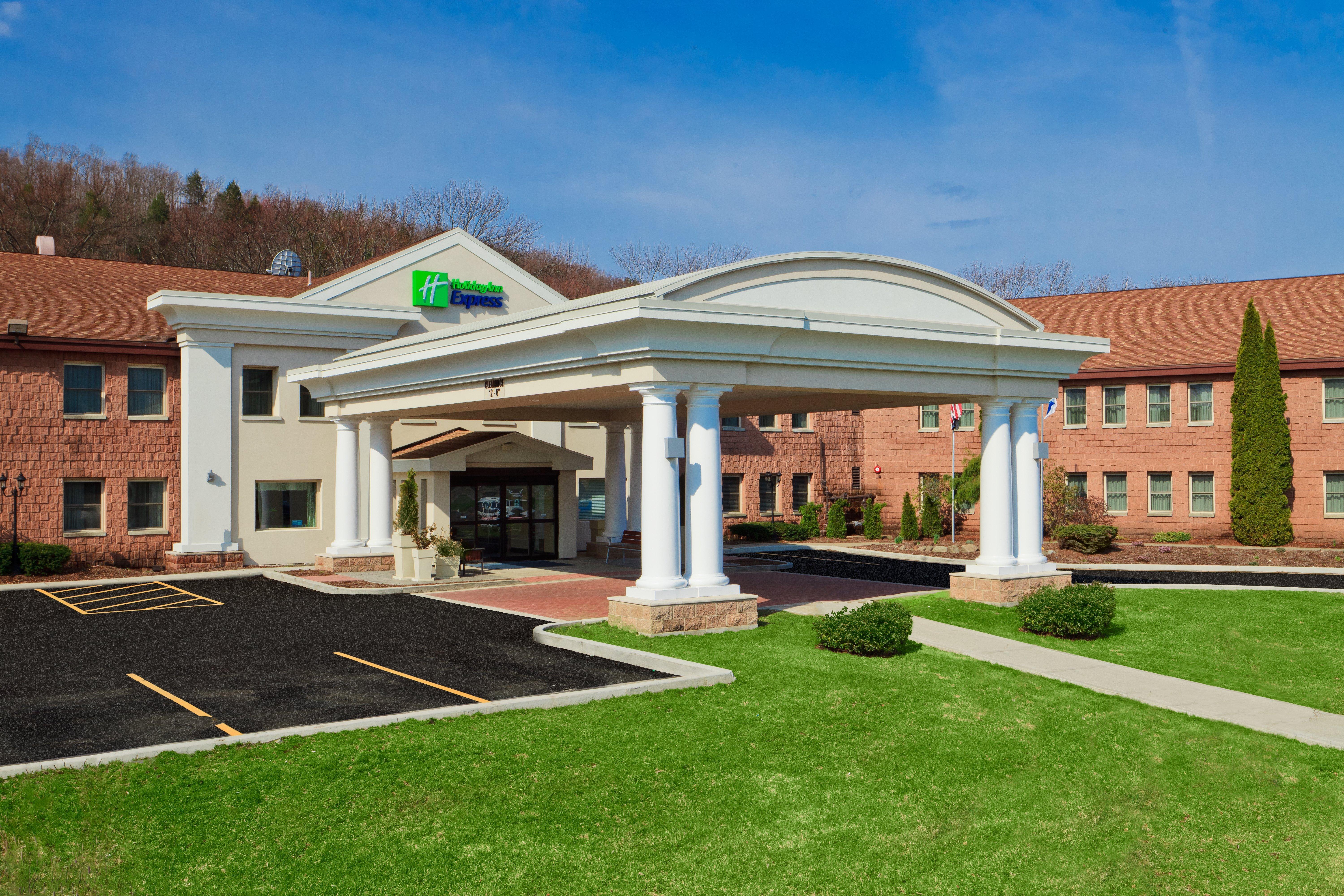 Best Western Owego Inn Extérieur photo